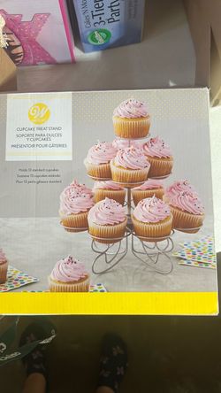 Wilton Cupcake Treat Stand