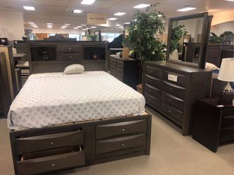 BRAND NEW COMPLETE BEDROOM SET