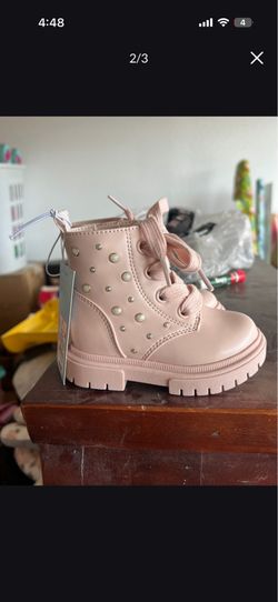 cat and Jack boots 5t