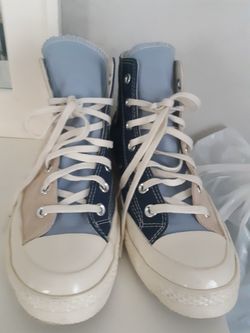 Converse Basically New, Worn Once In EXCELLENT CONDITION