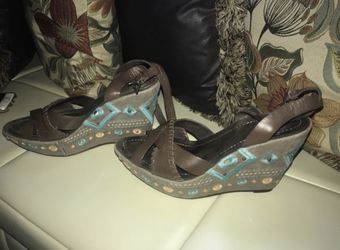 Wedges size 8