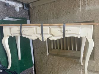 Ethan Allen Sofa Table