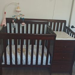 baby crib