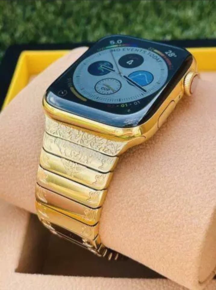Custom 44mm Apple Watch Series 5 Stainless Steel 24K Gold Plated GPS+LTE