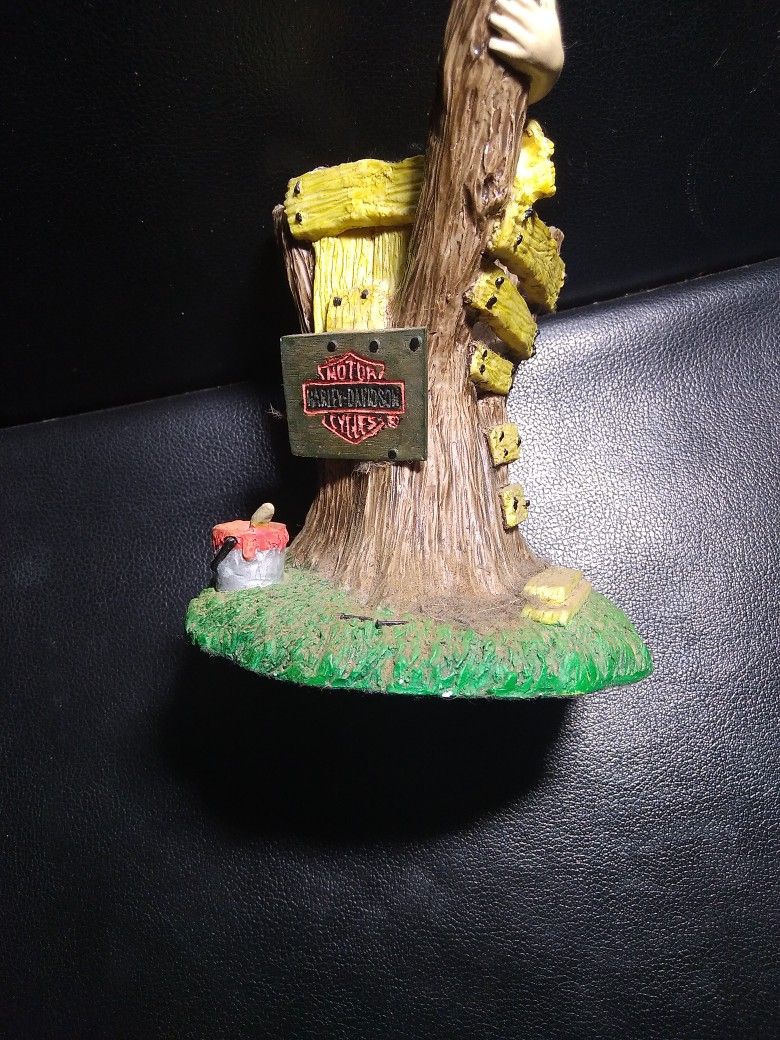 HARLEY DAVIDSON (COLLECTORS)Young Riders Series Numbered MEMBERS ONLY TREE HOUSE