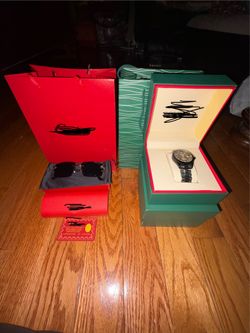 Luxury watch and glasses set