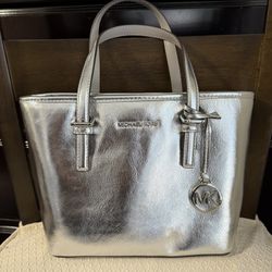 Authentic MK purse