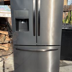 Frigidaire Refrigerator 