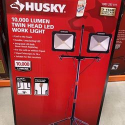 Husky 10,000 Lumen Twin Head Light New Open Box