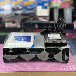 Xbox 360 With Extra Stuff