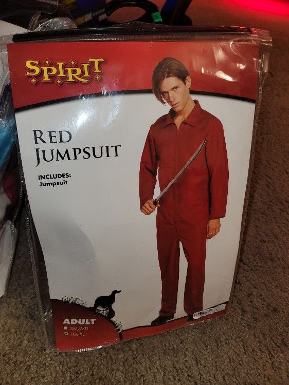 Red Jumpsuit Large/Xlarge HALLOWEEN COSTUME spirit halloween