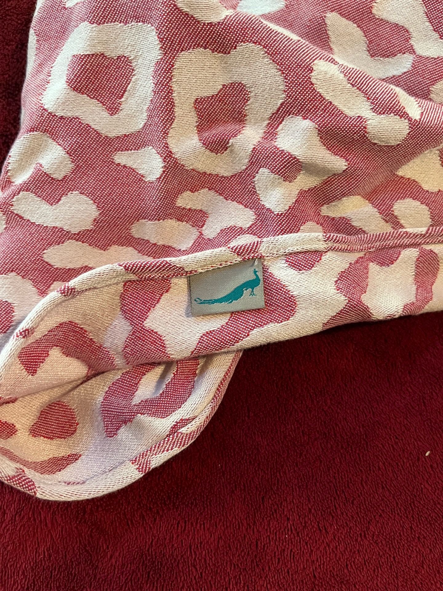 Baby sling carrier
