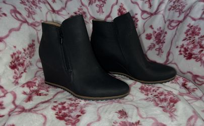 Soul Naturalizer Haley Wedge Ankle Booties – Black Faux Leather Women’s size 9