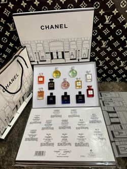 【Best Gift🎁】Brand new with box and bag. bulk buyers are welcome!