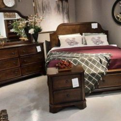 New Queen Size Adinton Brown Four Piece Bedroom Set With Dresser Mirror Nightstand Bed Frame Without Mattress And Free Delivery