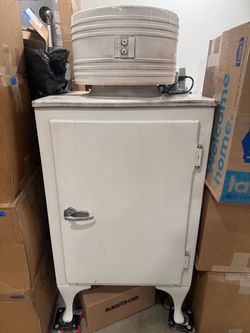 1935 GE Monitor Top Refrigerator