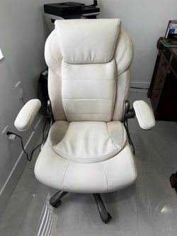 White Leather Executive Office Chair