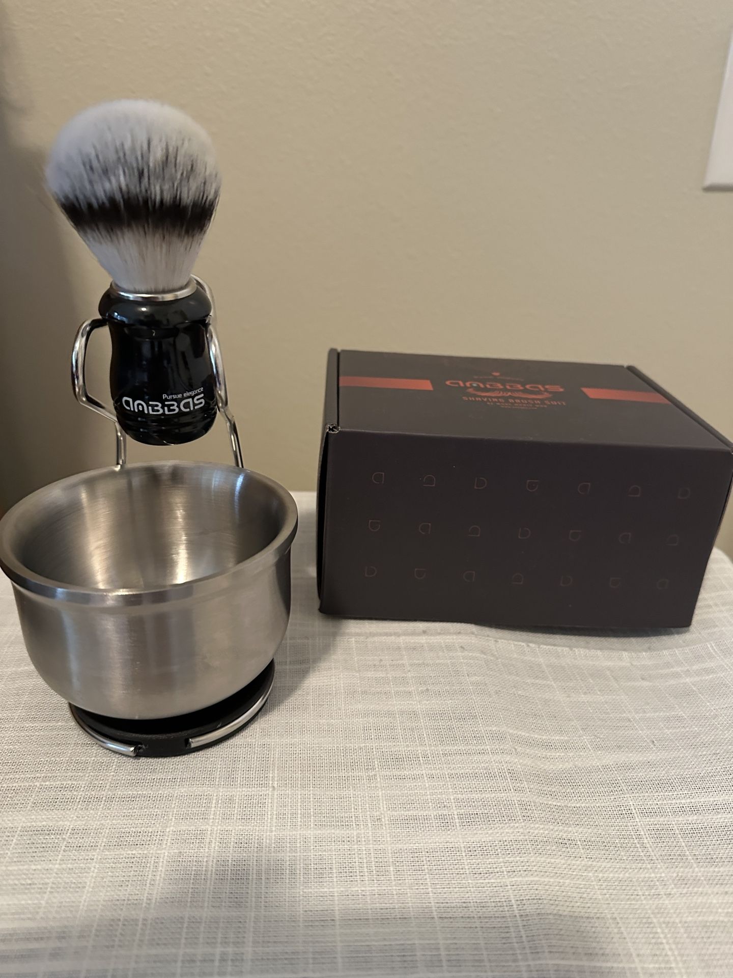 Anbbas Synthetic Badger Shaving Brush Set, Shaving Kit with Stainless Steel Shaving Stand and Lathering Foam Bowl,