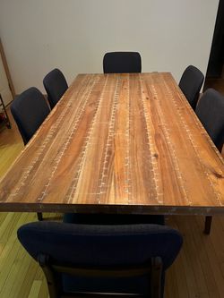 Dining room table