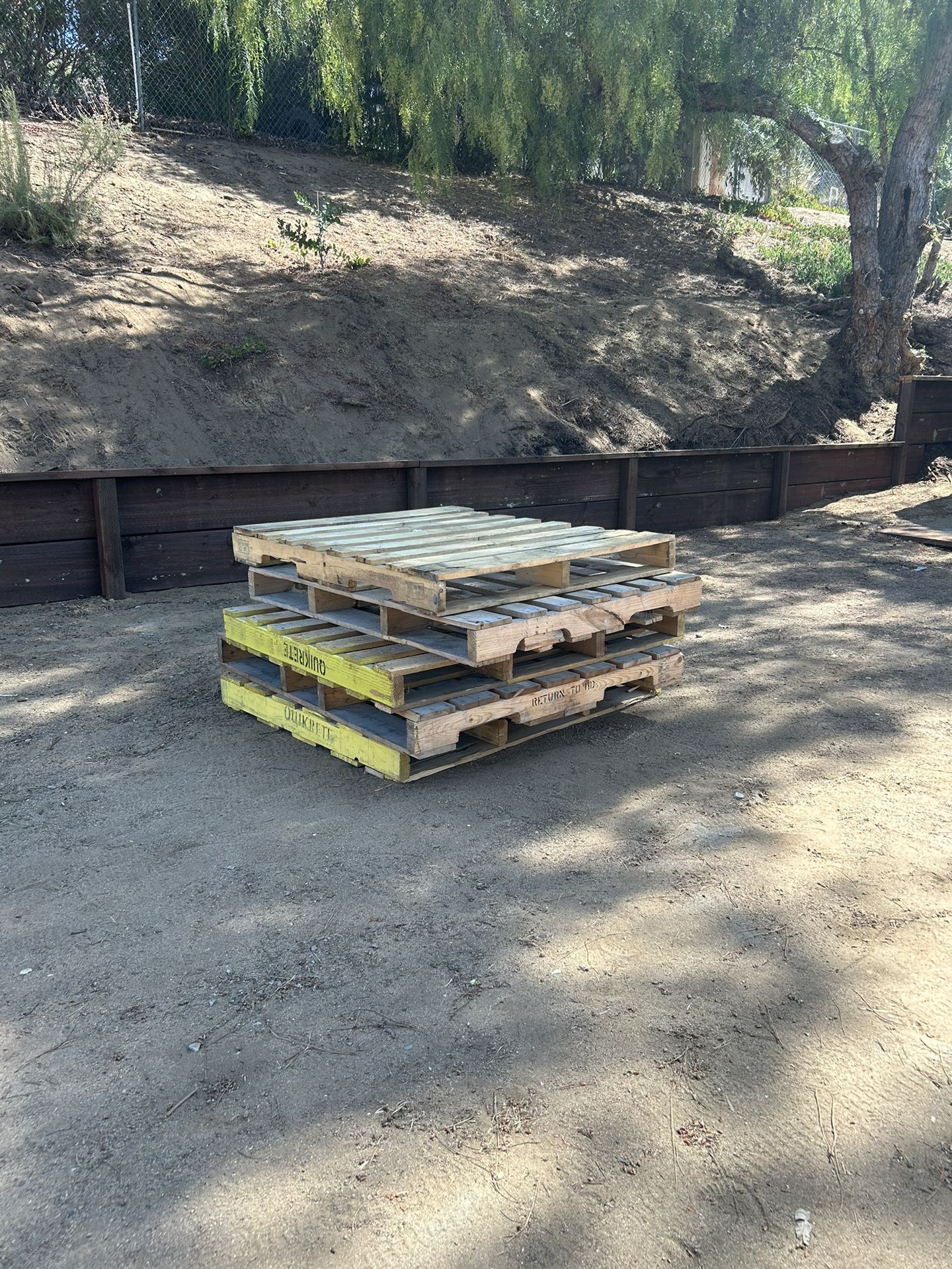Free Pallets