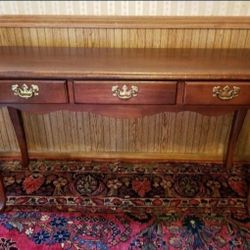 Antique Style Table