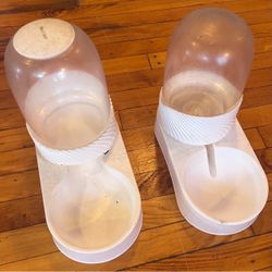 Animal auto feeder water container
