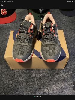 Asics Gel Venture 8 Athletic Sneakers Lace Up Shoes Carrier Grey Women’s Shoes Size 9 Wide New With Box