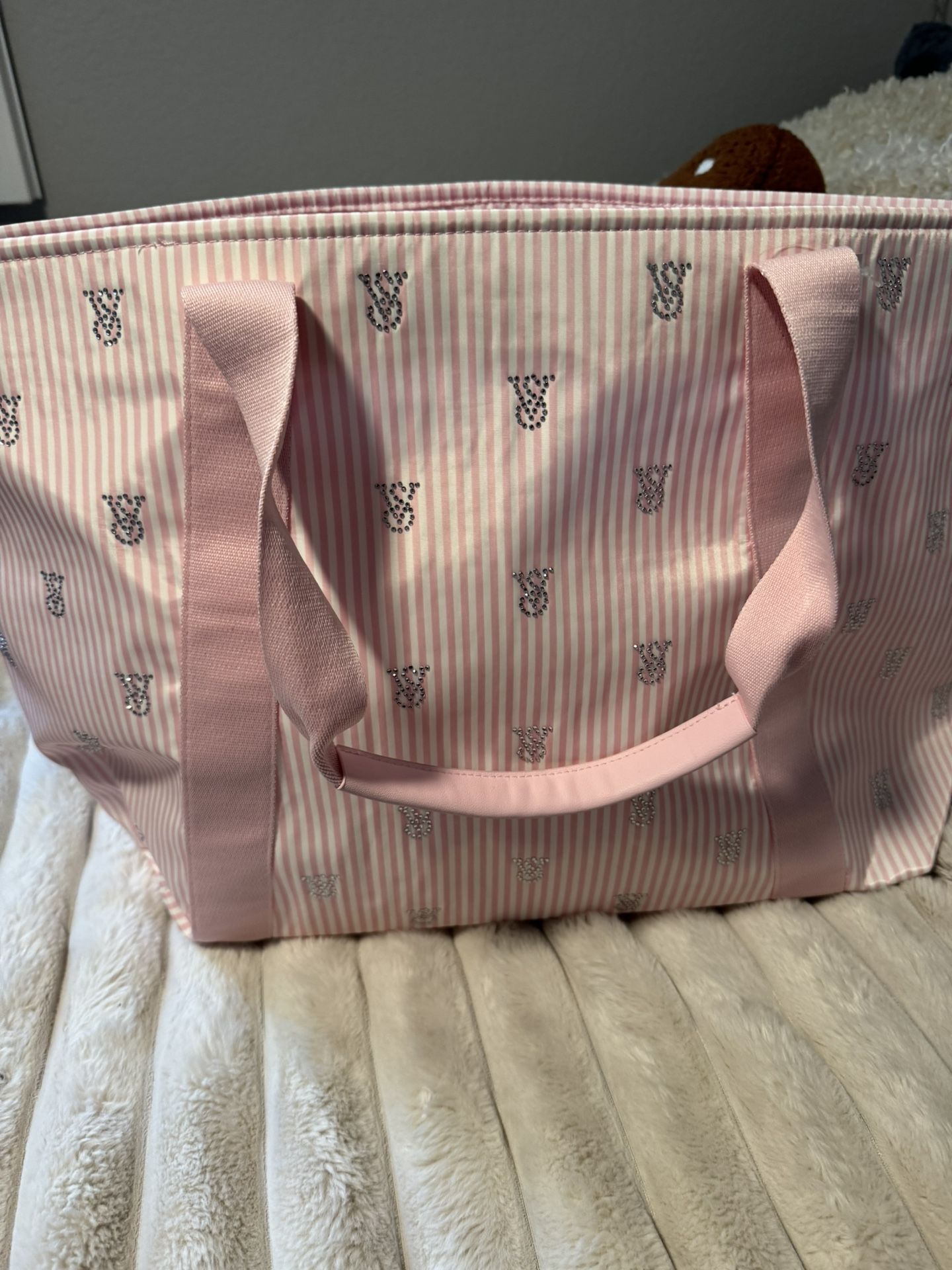 Victoria’s Secret tote bag