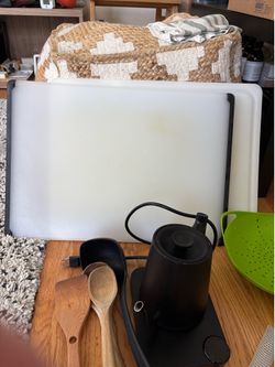 Various Kitchen Utensils