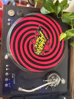 Staton ST. 150 w/ black case
