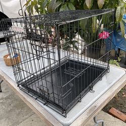Small Dog Cage 25”x18”x20”