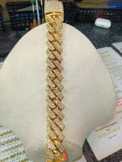 Bracelet