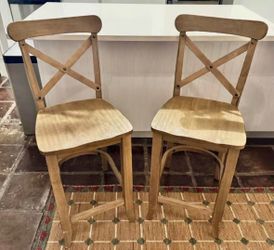 2 counter height barstools