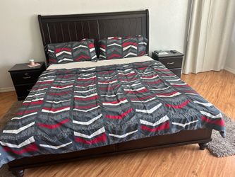 Bedroom set