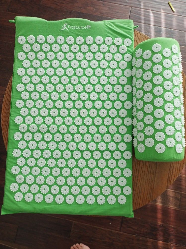 Mat With Pillow