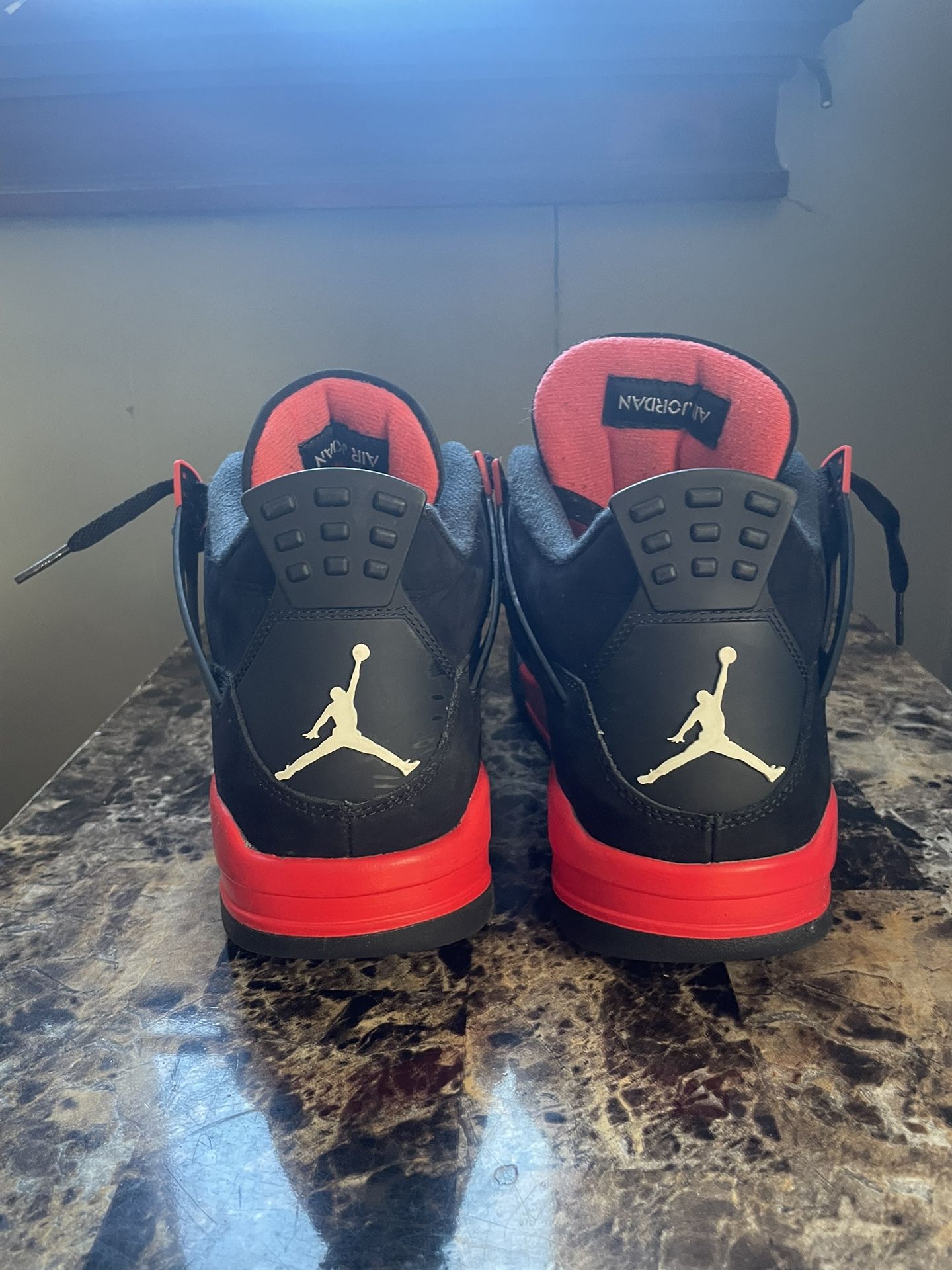 Jordan 4 Red Thunder 