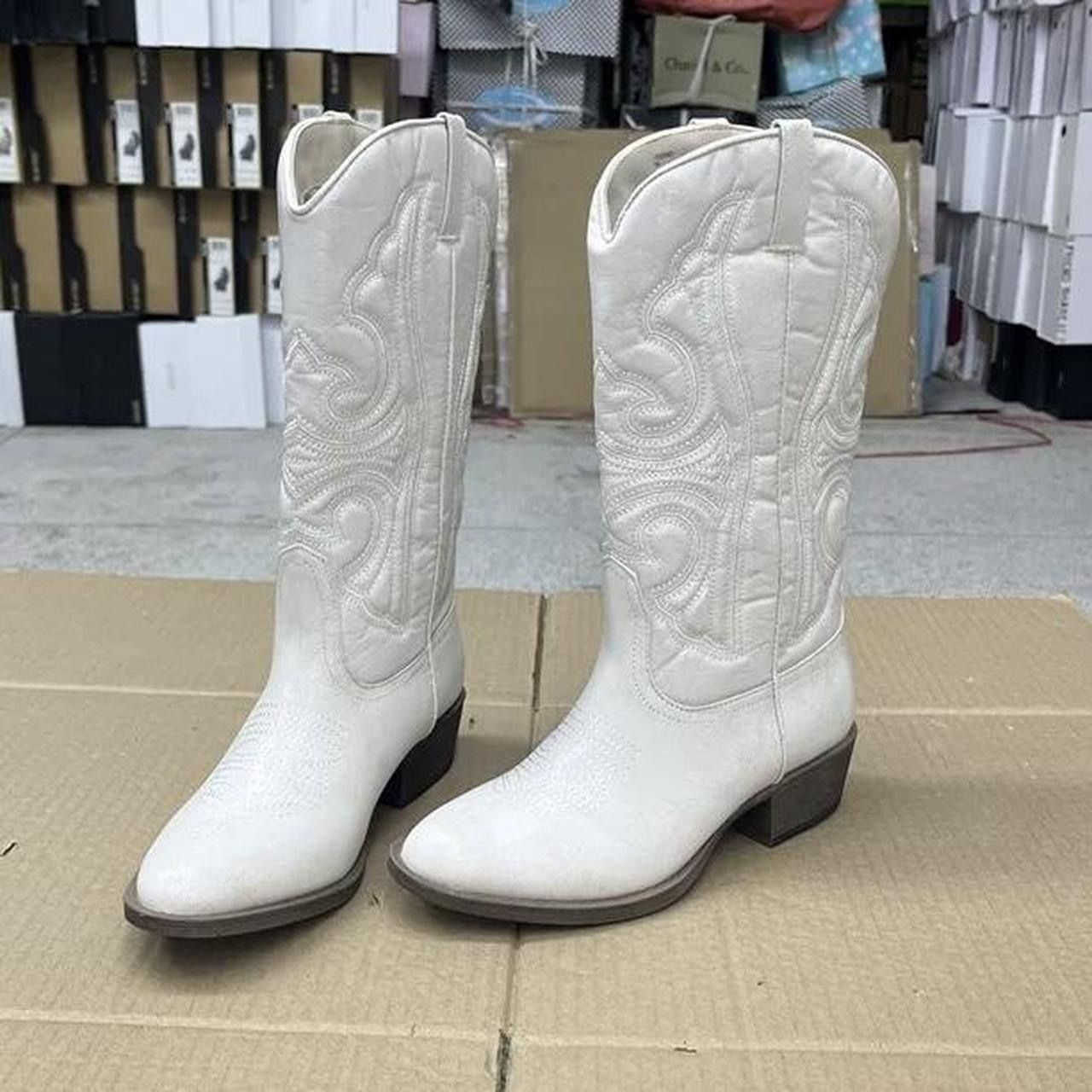 Woman Boots