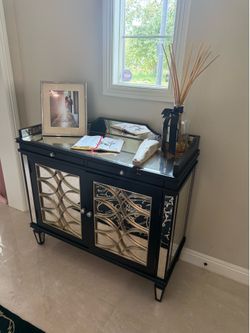 Mirrored Cabinet