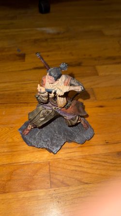 Sekiro Shadows Die Twice Wolf Collector Statue Figure