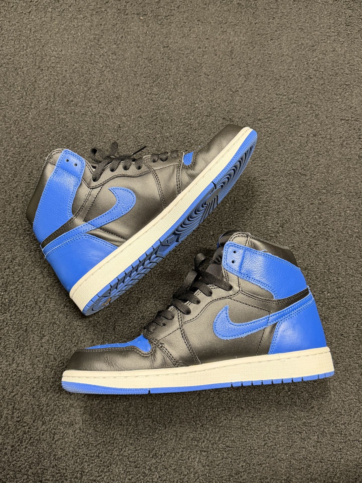 Nike Air Jordan 1 Royal Blue High Tops size 8.5