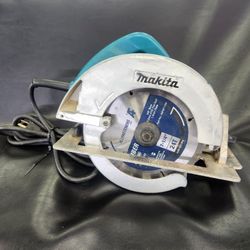 Makita 5007F 7-1/4" Circular Saw Corded 