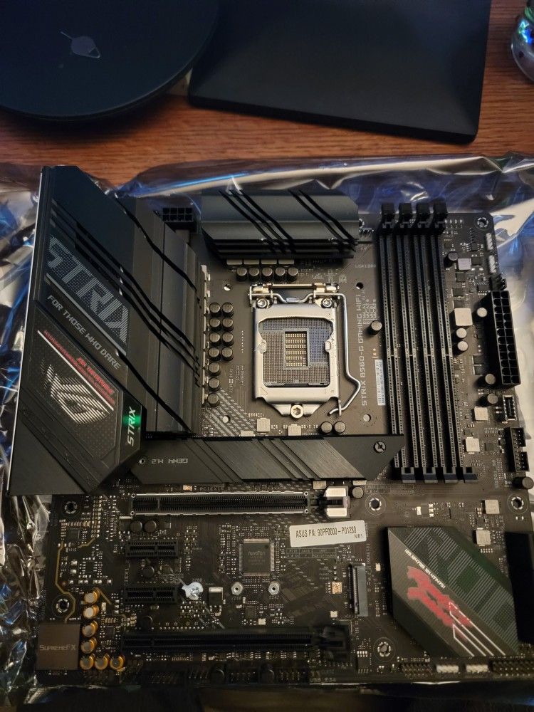 PC Motherboard ROG Strix B560-G Wifi