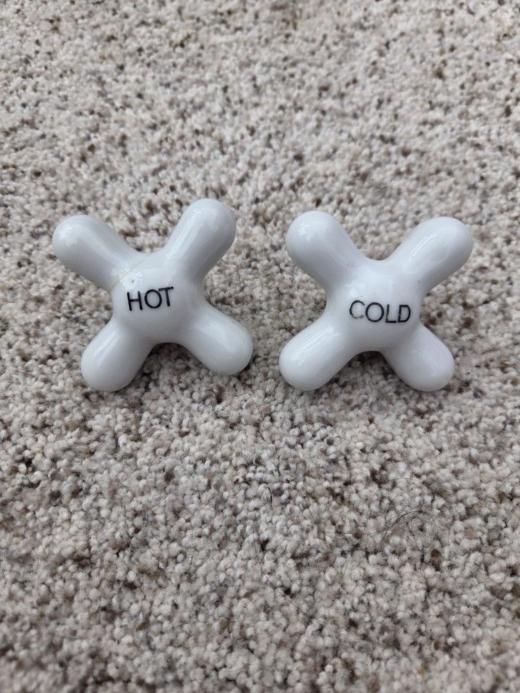 Old-school Bath Handles From Rosedale Home