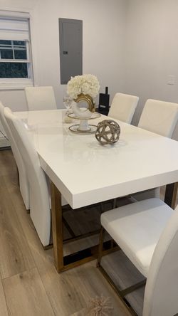 White Gloss Dining Table with Gold Legs and 6 chairs