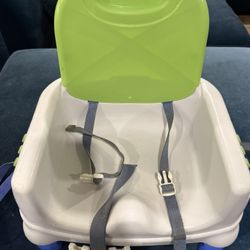 Portable Toddler Booster Seat with Straps – $7 (Pickup Westfield, NJ)
