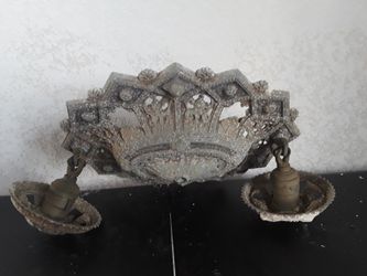 Antique lighting fixture