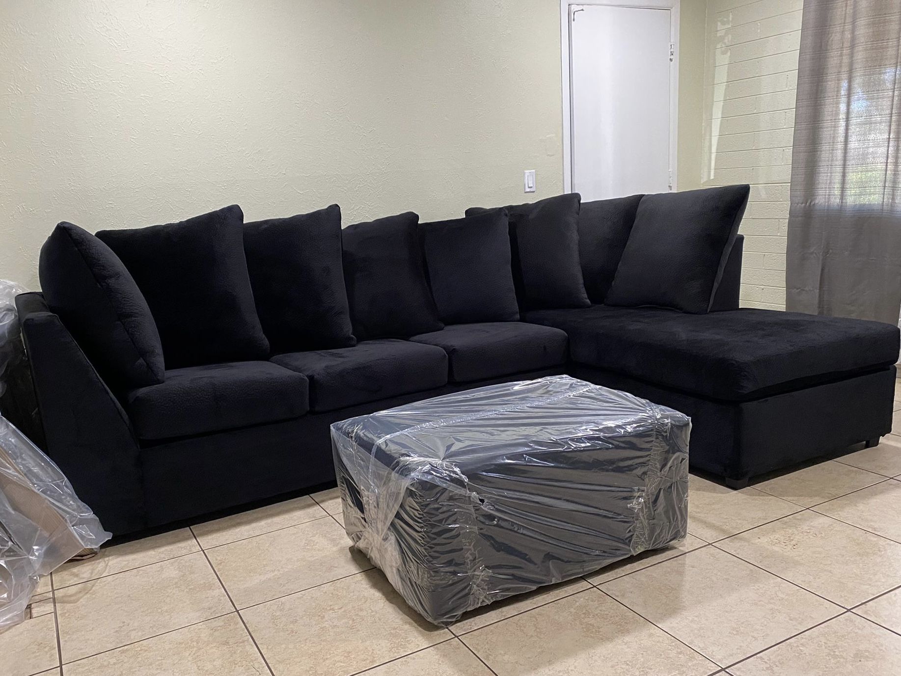Black Sectional With Ottoman brand New ¡¡IN STOCK!!