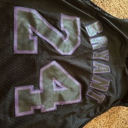 Kobe Bryant Jersey Size Xl