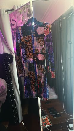 Very Rare One Of A Kind Alice And Olivia From Bloomingdale’s Never Worn But No Tags, Size Petite