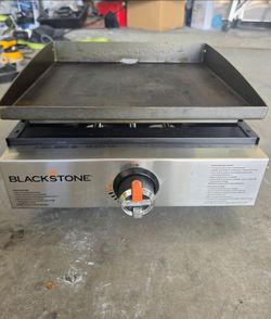 Blackstone Original 22" Omnivore Griddle with Stainless Steel Front Panel